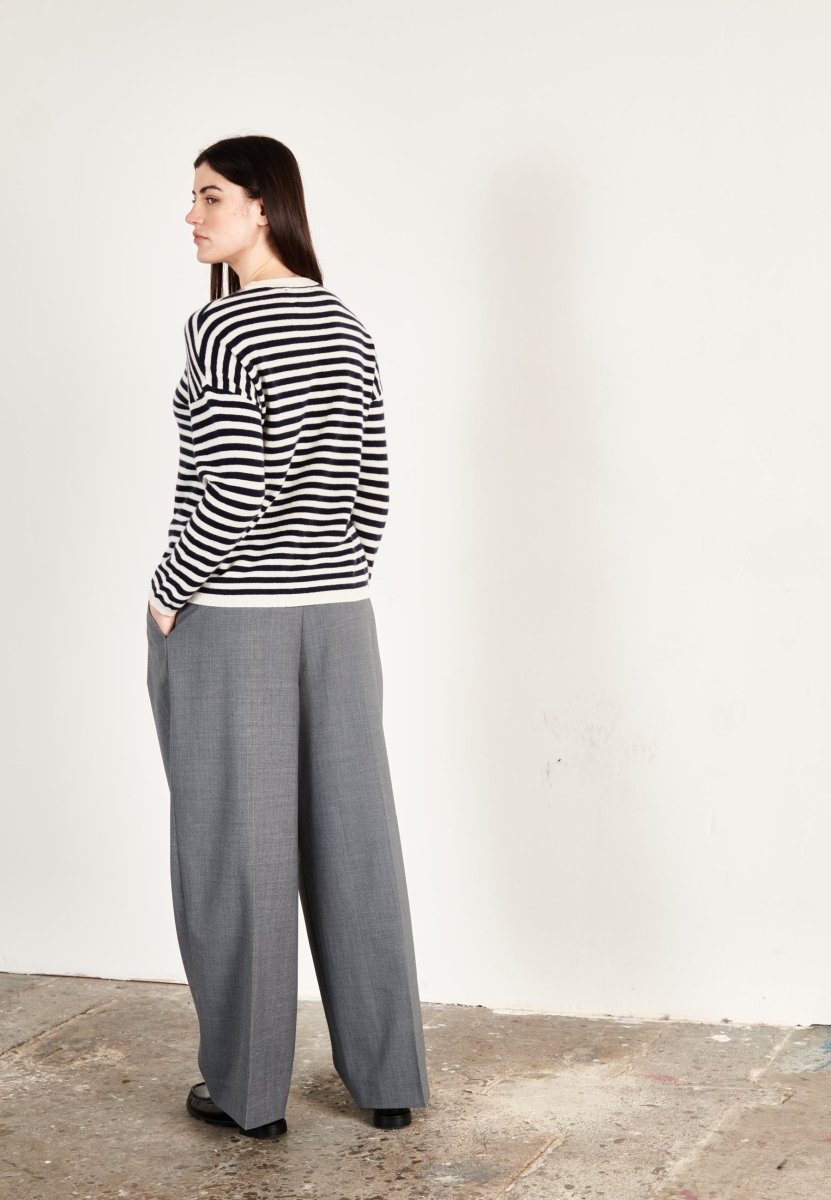 Pull col rond cachemire écru/bleu marine femme - HANA 5 - Studio cashmere8