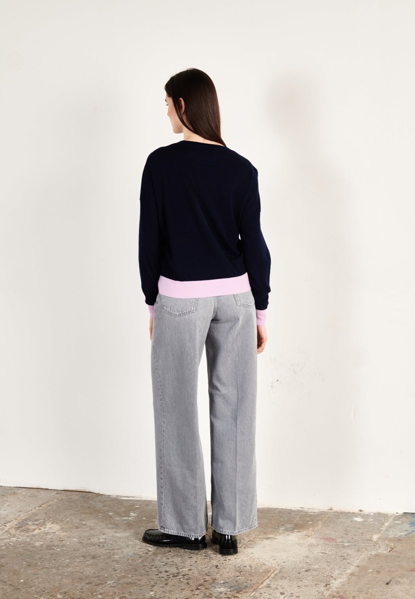 Pull col rond oversize ultrafin cachemire et laine bleu marine/lavande femme - KELLY 3 - Studio cashmere8
