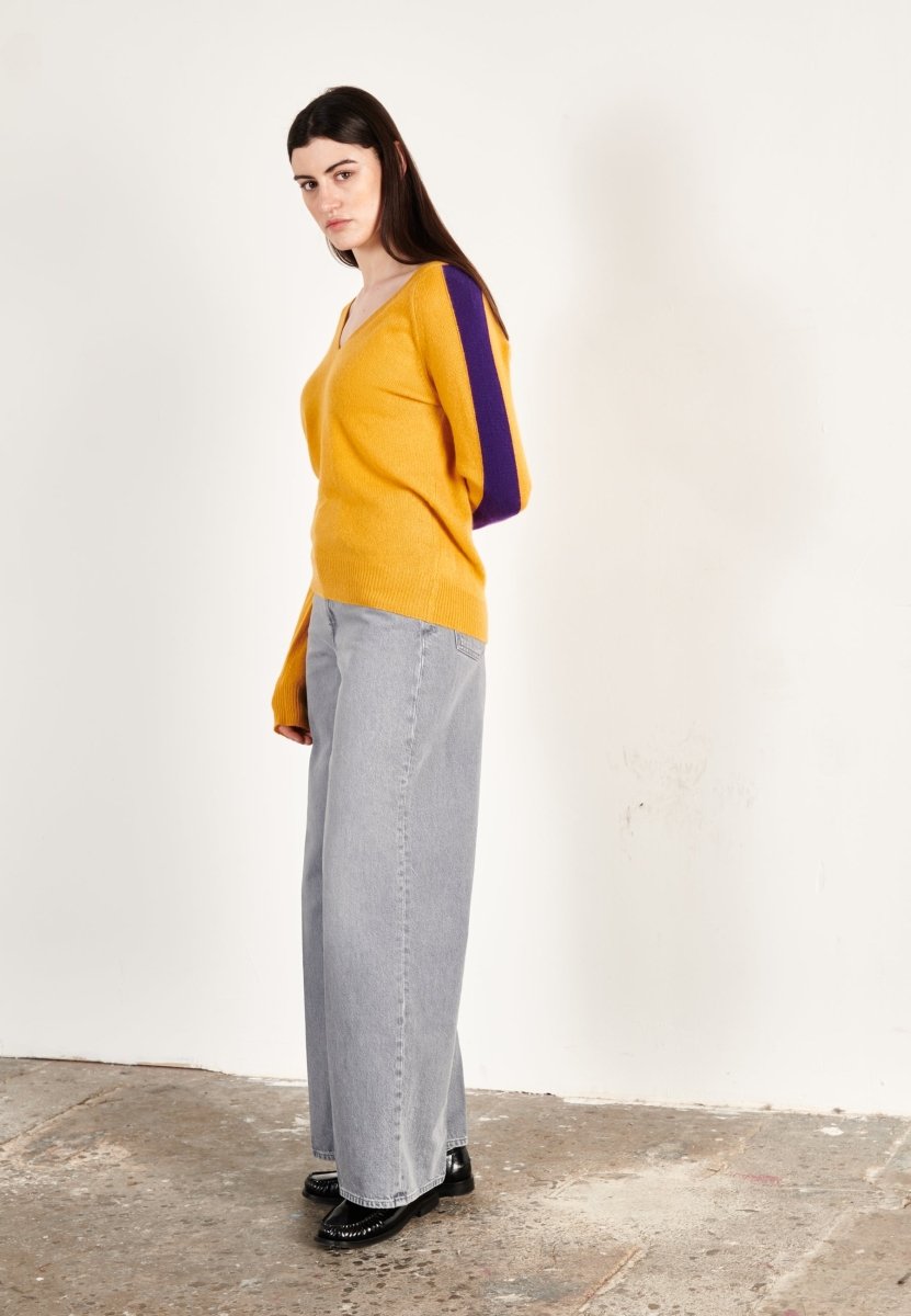 Pull col V cachemire moutarde/violet femme - RIA 1 - Studio cashmere8