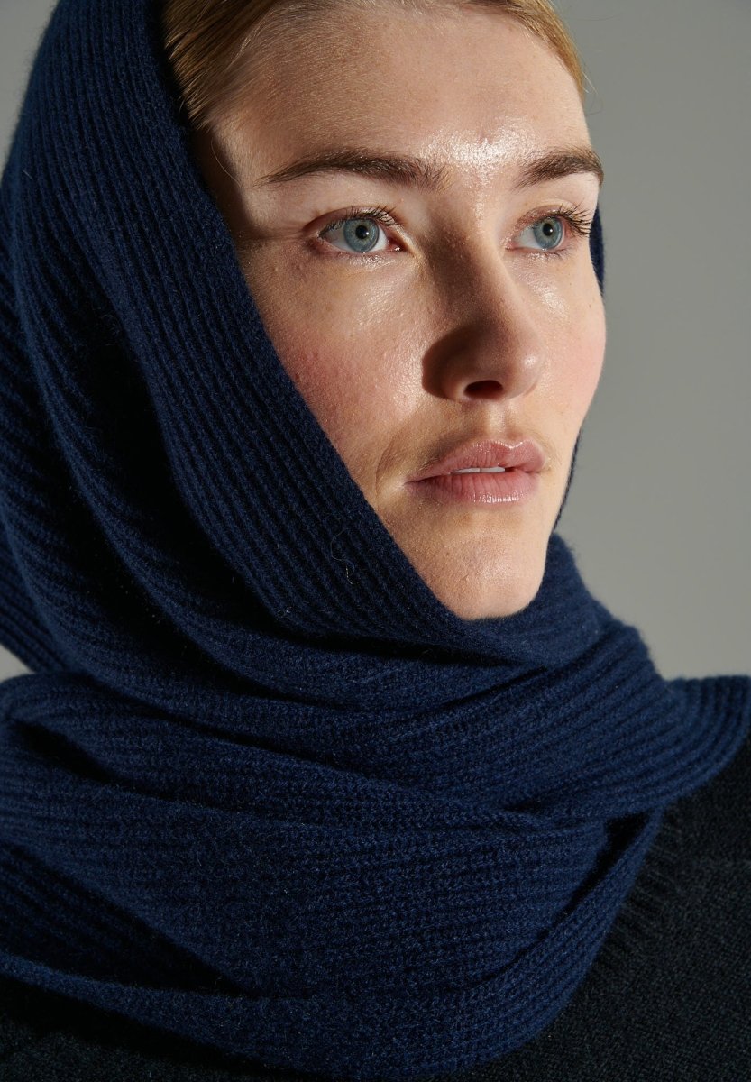 UNI 10 Echarpe côte anglaise 4 fils en cachemire bleu marine - Studio cashmere8