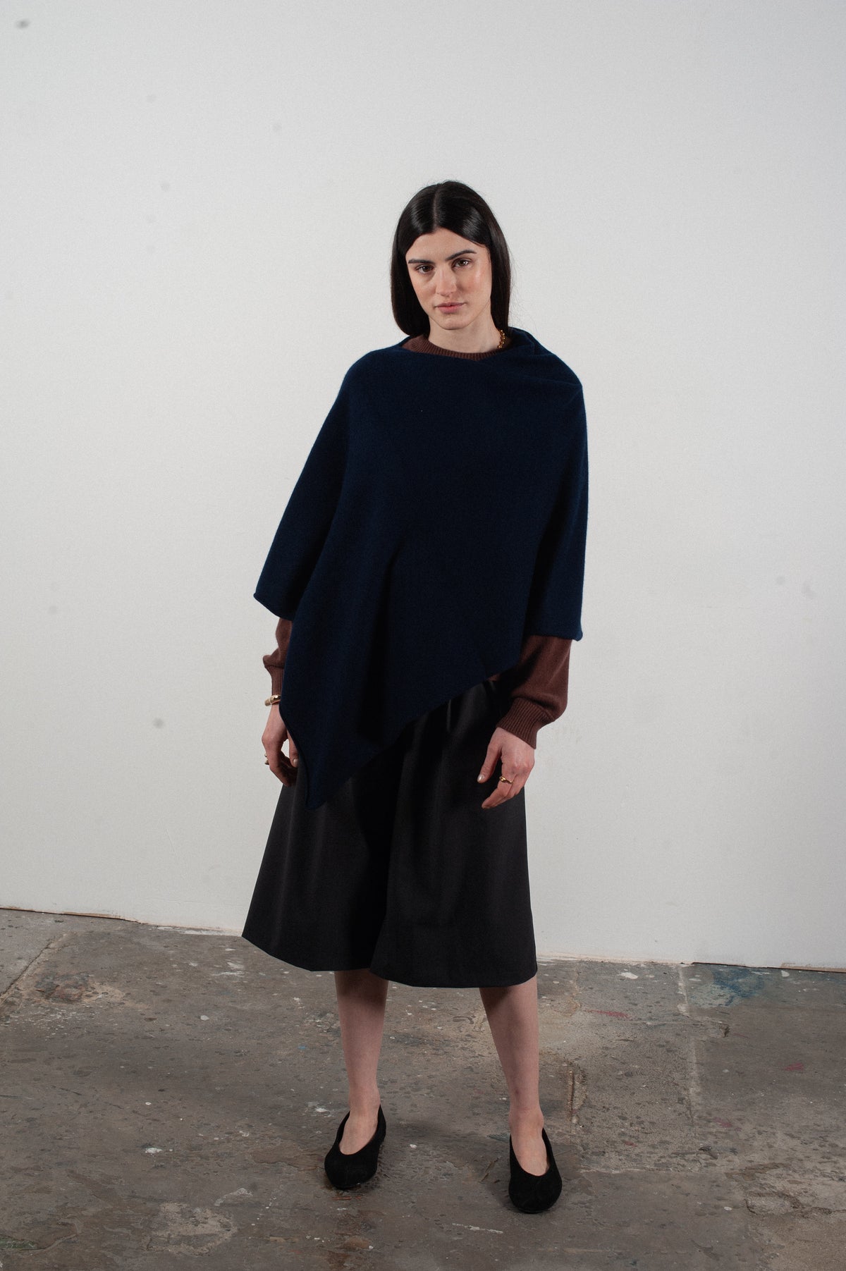 Poncho femme en cachemire bleu marine - LILLY 9
