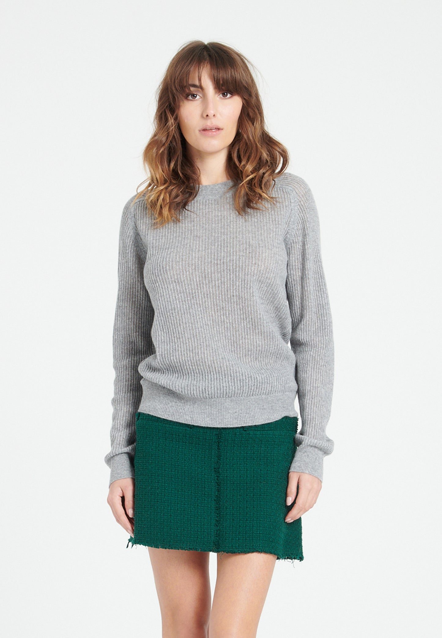 Damenpullover aus hellgrauem Kaschmir mit Rundhalsausschnitt - LILLY 23