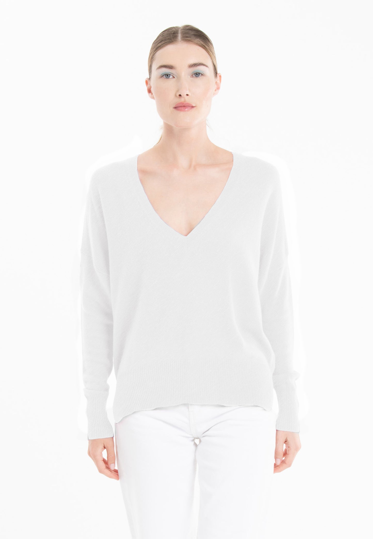 Pull col V oversize ultrafin cachemire et laine blanc femme - KELLY 10