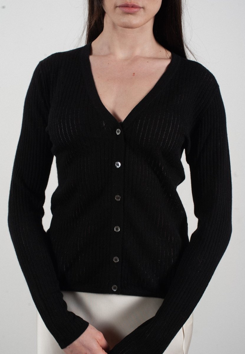 Cardigan col V femme en cachemire et laine ajouré ultrafin noir - FRIDA 3 - Studio cashmere8