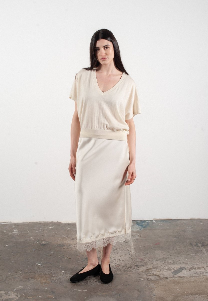 Pull col V à manches chauve souris femme en cachemire & laine ultrafin blanc - KELLY 6 - Studio cashmere8