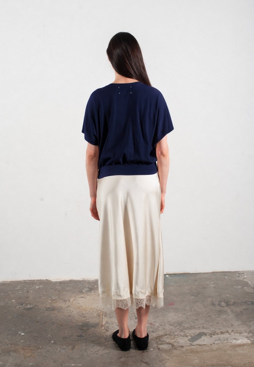 Pull col V à manches chauve souris femme en cachemire & laine ultrafin bleu marine - KELLY 6 - Studio cashmere8