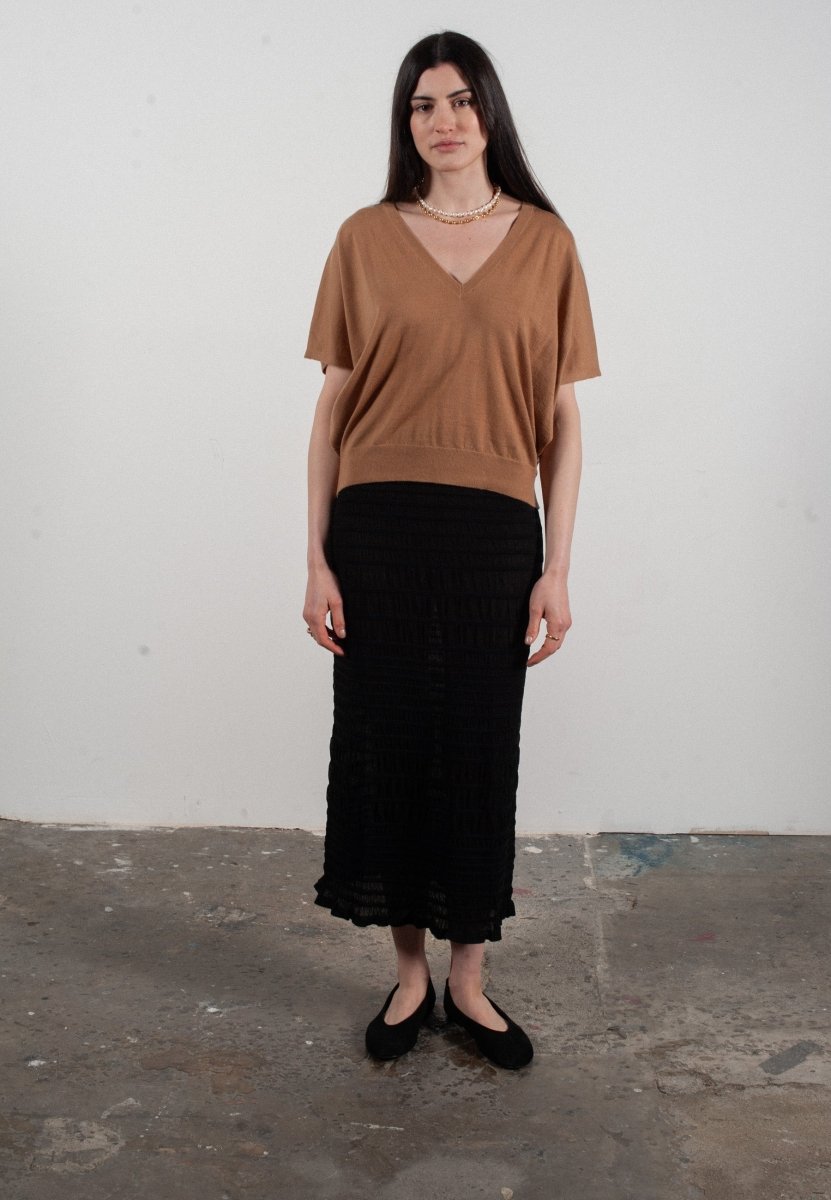 Pull col V à manches chauve souris femme en cachemire & laine ultrafin camel - KELLY 6 - Studio cashmere8