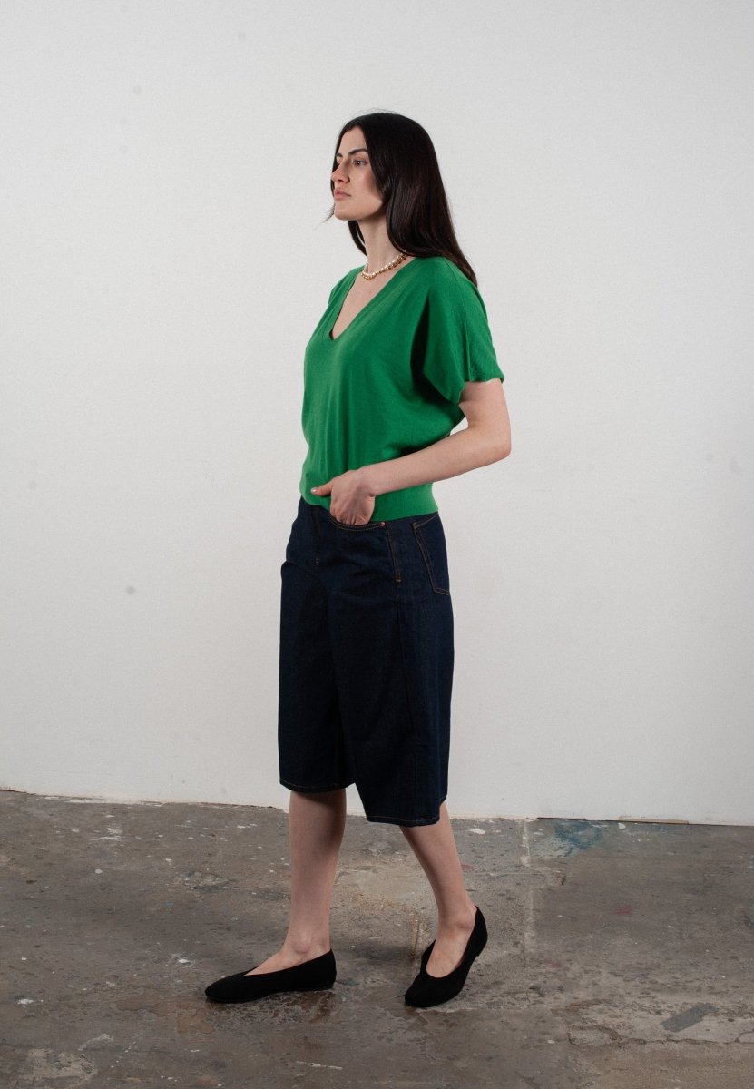 Pull col V à manches chauve souris femme en cachemire & laine ultrafin vert - KELLY 6 - Studio cashmere8