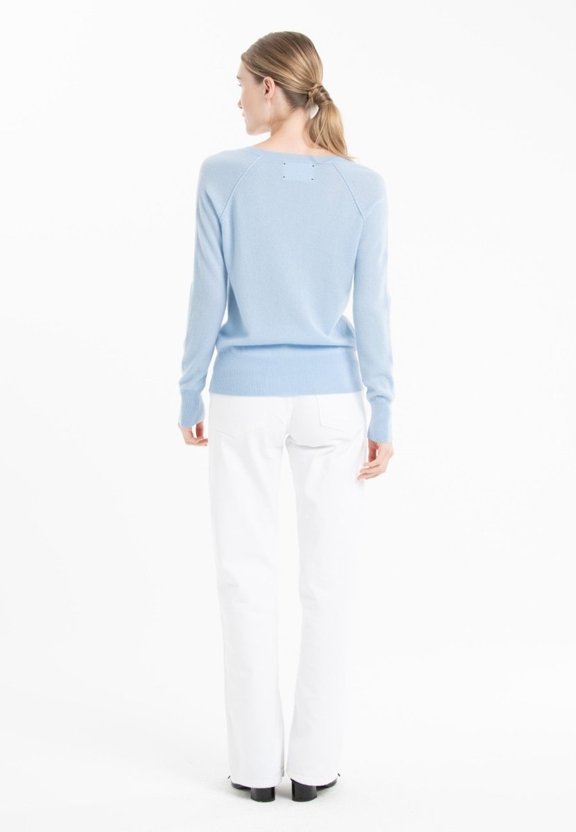 Pull col V cachemire baby blue femme - LILLY 6 - Studio cashmere8