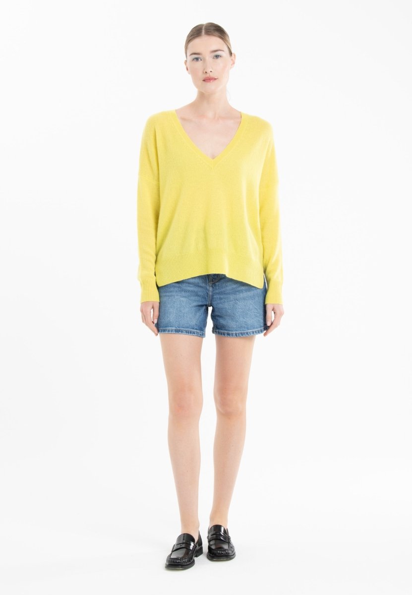 Pull col V cachemire jaune fluo/rose barbie femme - NAMI 23 - Studio cashmere8