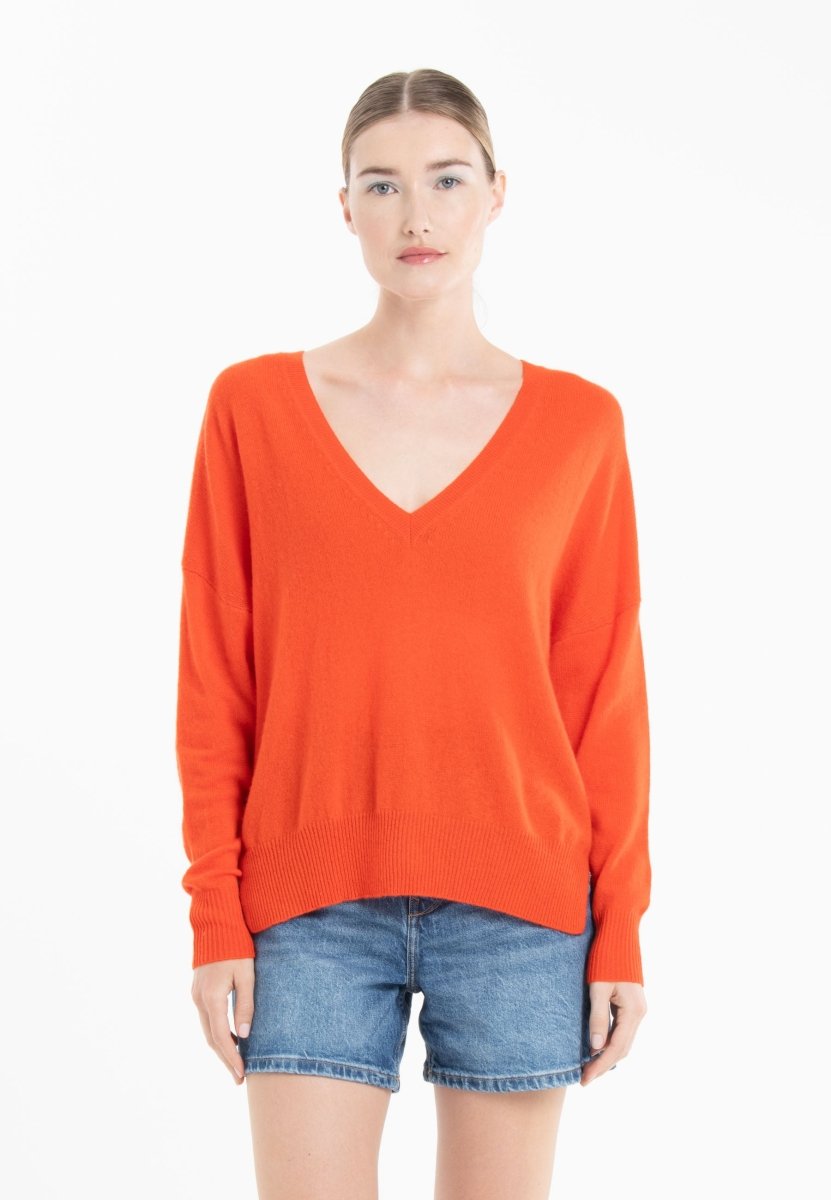 Pull col V cachemire mandarine/camel clair femme - NAMI 23 - Studio cashmere8