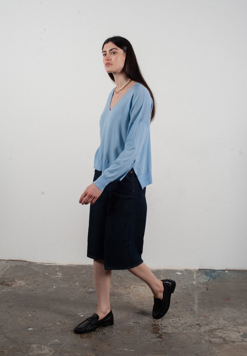 Pull col V femme en cachemire & laine ultrafin bleu ciel - KELLY 10 - Studio cashmere8