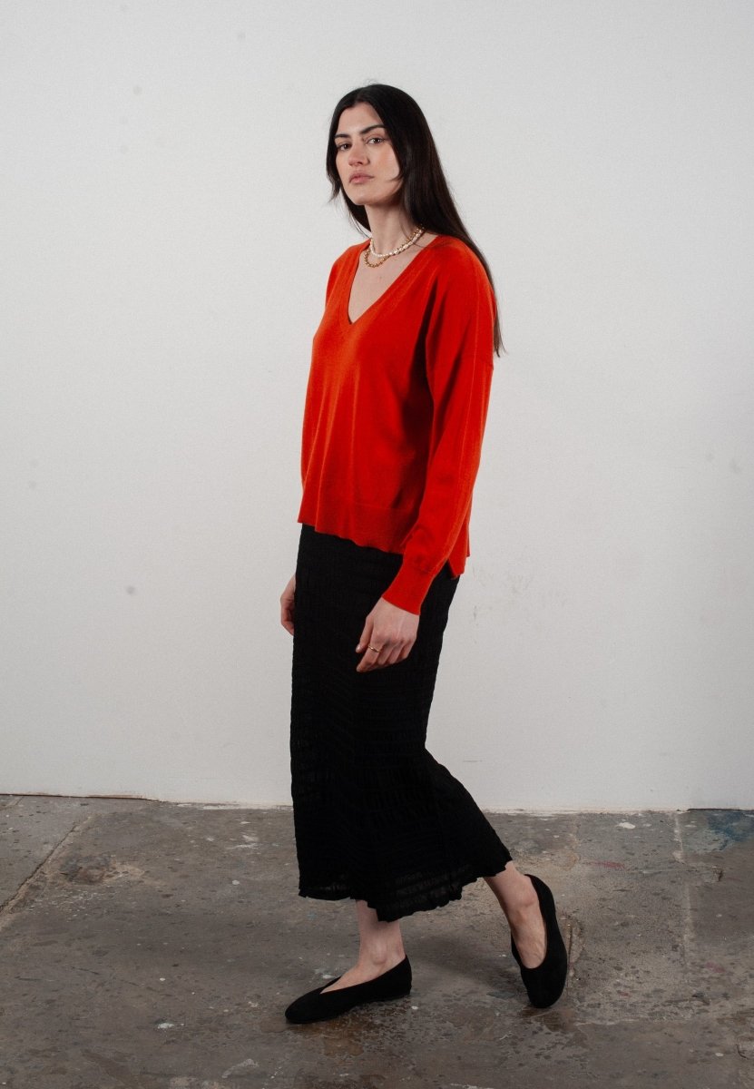 Pull col V femme en cachemire & laine ultrafin mandarine - KELLY 10 - Studio cashmere8