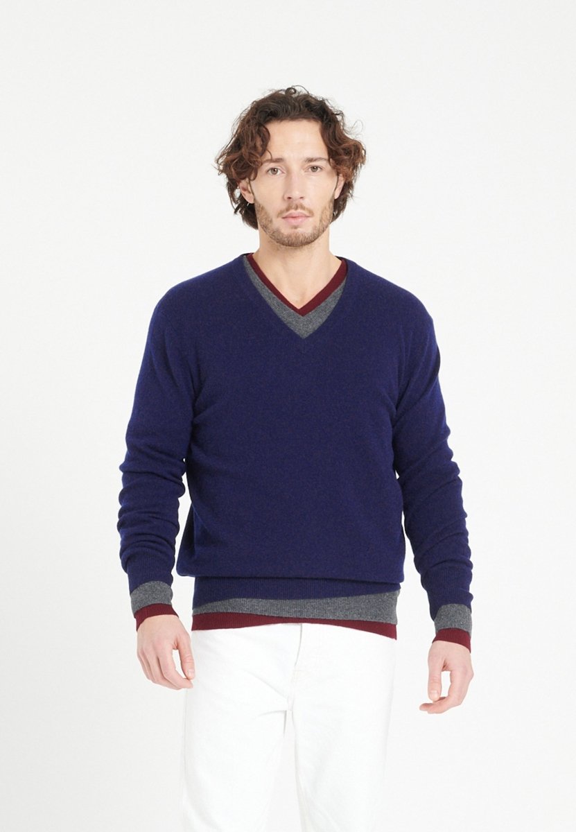 Pull col V homme en cachemire bleu nuit - LUKE 1 - Studio cashmere8