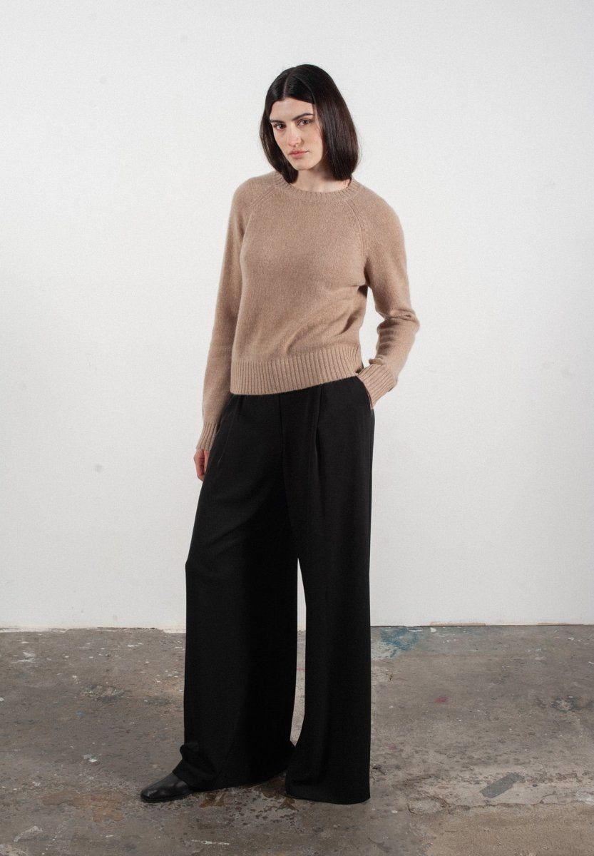 Pull femme col rond en cachemire manches raglan 4 fils camel - MILA 3 - Studio Cashmere8