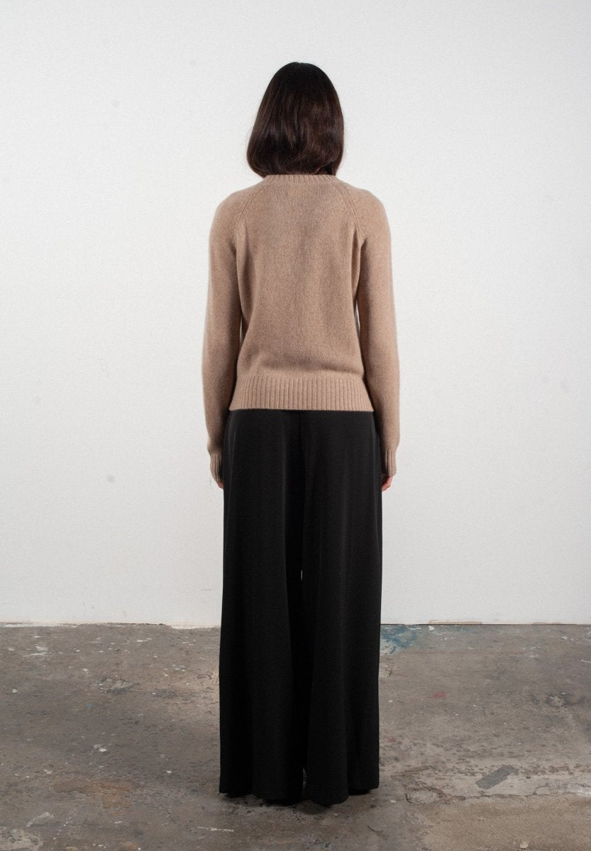 Pull femme col rond en cachemire manches raglan 4 fils camel - MILA 3 - Studio Cashmere8
