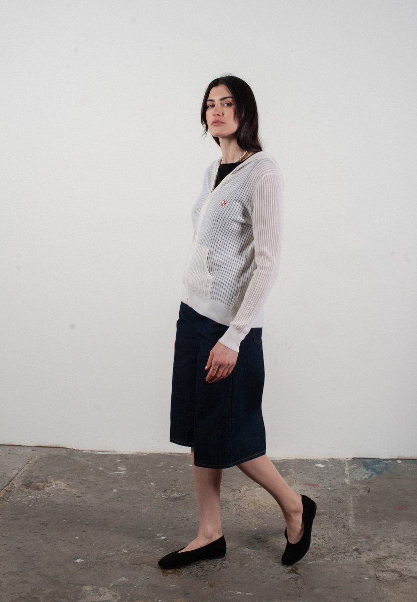 Sweat à capuche femme en cachemire et laine ajouré ultrafin blanc - FRIDA 9 - Studio cashmere8