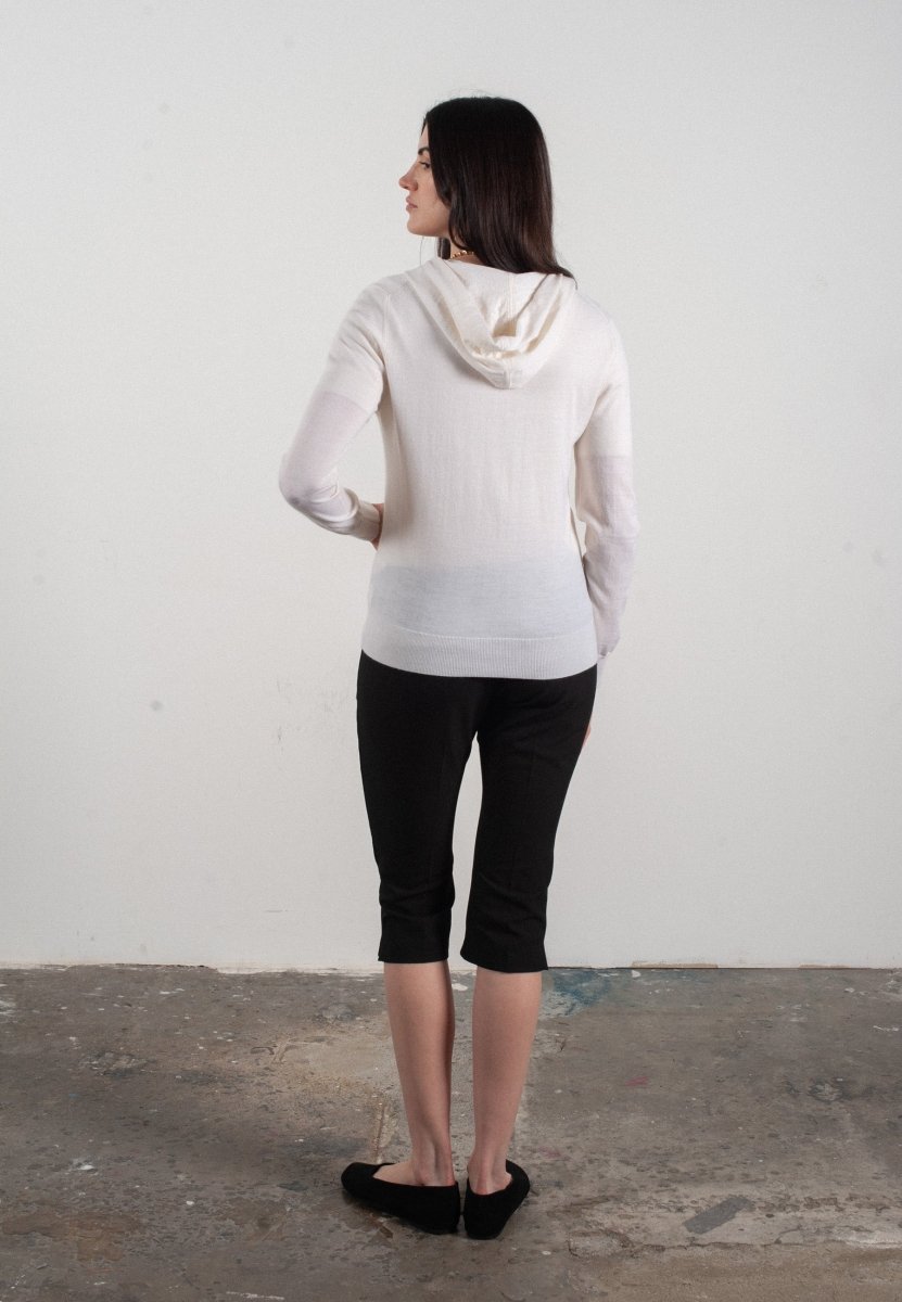 Sweat à capuche femme en cachemire et laine ultrafin blanc - FRIDA 11 - Studio cashmere8